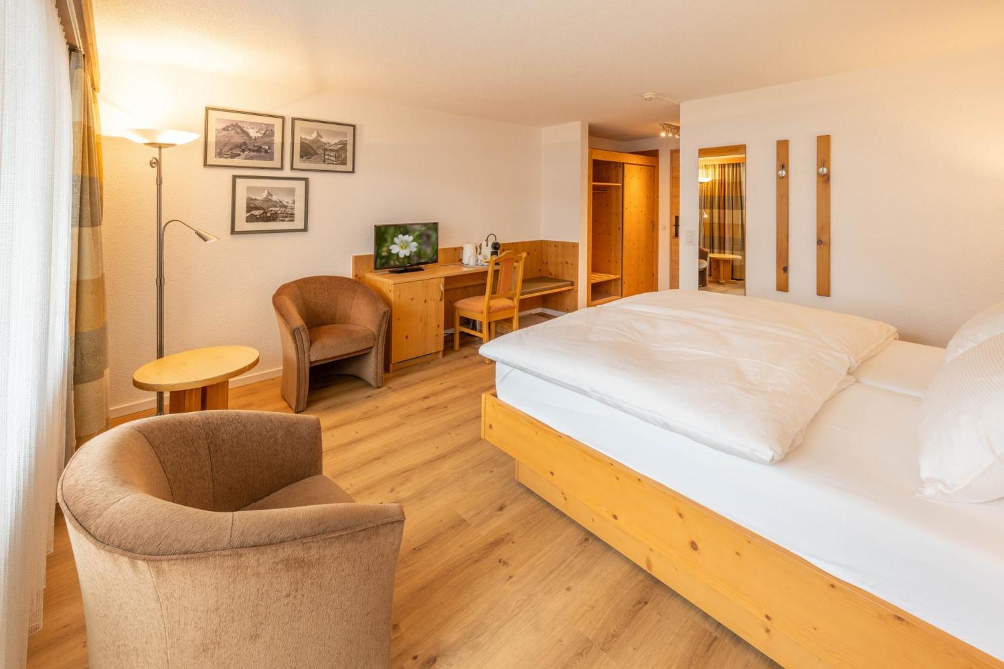 Hotel Sarazena Zermatt Esterno foto