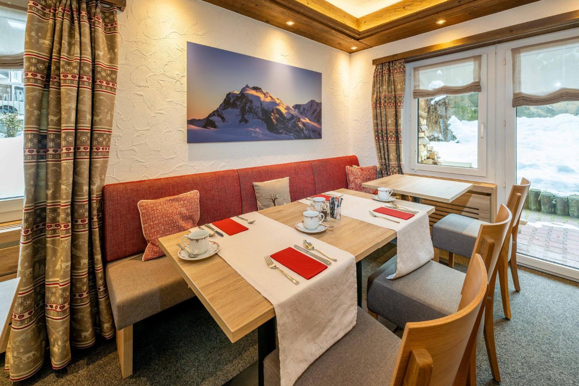 Hotel Sarazena Zermatt Esterno foto